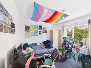 Photo 21- click for photo gallery